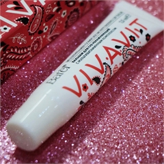 Бальзам для губ увлажняющий с мультивитаминным комплексом Vivavit Бальзам для губ увлажняющий с мультивитаминным комплексом Vivavit